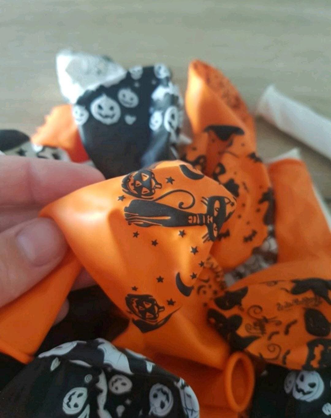 Lot 3 chaussons Halloween orange noir blanc — photo 2